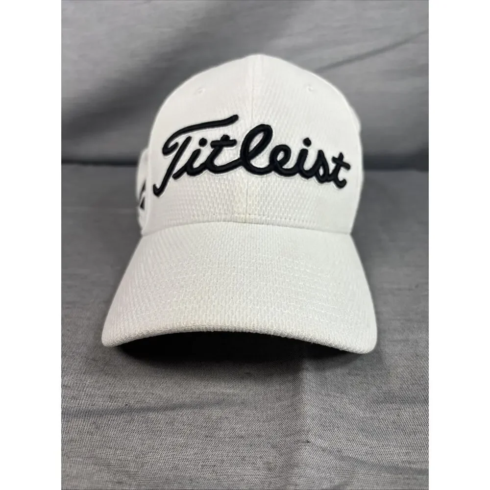 Titleist Pro V1 FootJoy Golf Hat White Size L/XL‎ Flex Fit Performance Outdoor